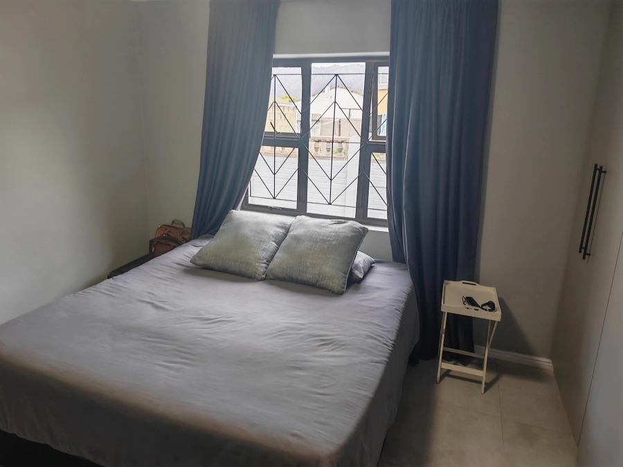 4 Bedroom Property for Sale in Gustrouw Western Cape